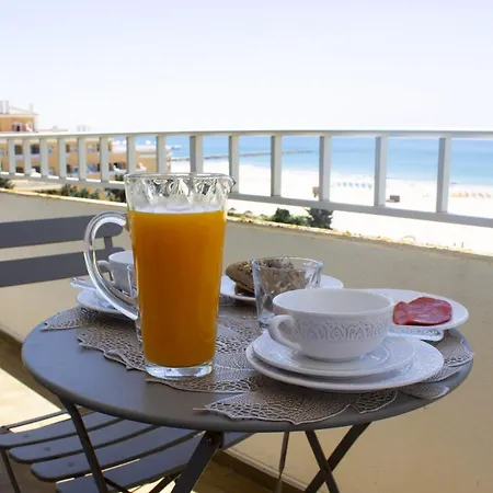 T1, Da Rocha - Edificio Mar Azul